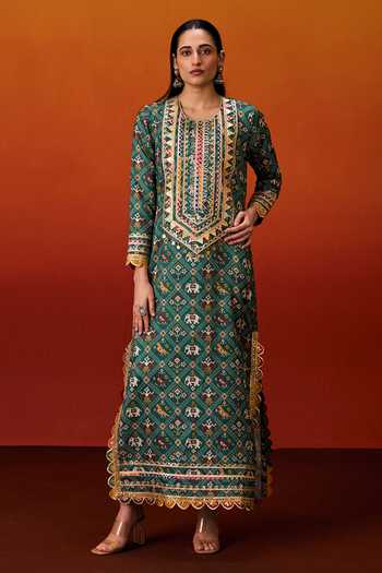 Buy_Evra By Nikita_Green Silk, Cotton Gota Patti Round Neck Patola Print Kaftan _at_Aza_Fashions