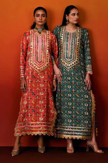Buy_Evra By Nikita_Green Silk, Cotton Gota Patti Round Neck Patola Print Kaftan _Online_at_Aza_Fashions