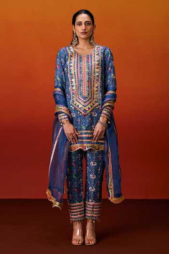 Evra By Nikita_Blue Silk, Cotton Gota Patti Round Neck, Yes Patola Print Kurta Set _Online_at_Aza_Fashions