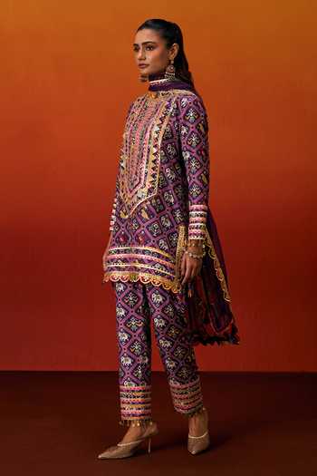 Buy_Evra By Nikita_Magenta Silk, Cotton Gota Patti Round Neck, Yes Patola Print Kurta Pant Set _Online_at_Aza_Fashions
