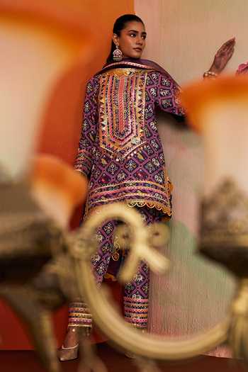 Shop_Evra By Nikita_Magenta Silk, Cotton Gota Patti Round Neck, Yes Patola Print Kurta Pant Set _Online_at_Aza_Fashions