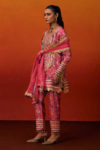Evra By Nikita_Pink Silk, Cotton Gota Patti Round Neck, Yes Patola Print Kurta Pant Set _Online_at_Aza_Fashions