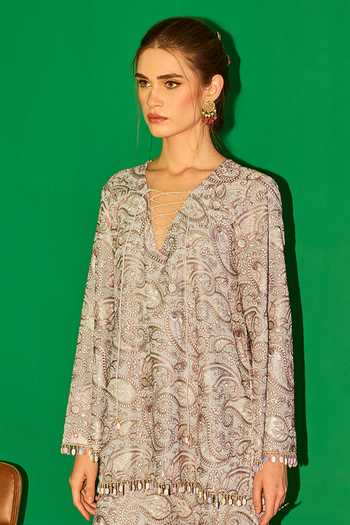 Evra By Nikita_Grey Georgette Embroidery V-neck, Yes Kurta And Pant Set _Online_at_Aza_Fashions