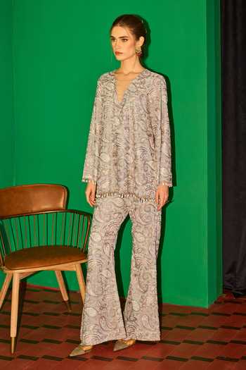 Shop_Evra By Nikita_Grey Georgette Embroidery V-neck, Yes Kurta And Pant Set _at_Aza_Fashions