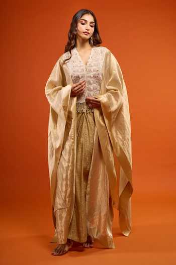 Buy_Anamika Khanna_Gold Embroidery Scallop Cape And Skirt Set 