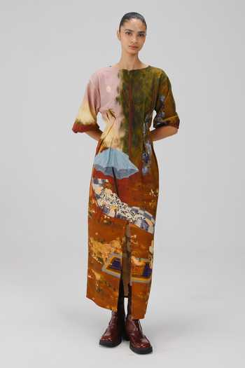 Shop_Cord_Multi Color Cotton, Crinkle Round Neck Lakeside Print Shaft Dress _at_Aza_Fashions