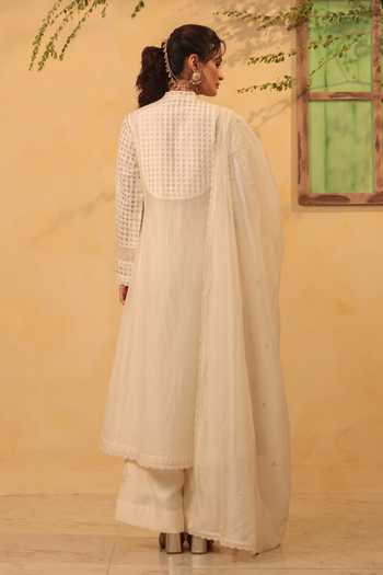 Buy_Label Niti Bothra_Ivory Silk, Chanderi, Tencel Embroidery, Pearls Anarkali Set _Online_at_Aza_Fashions