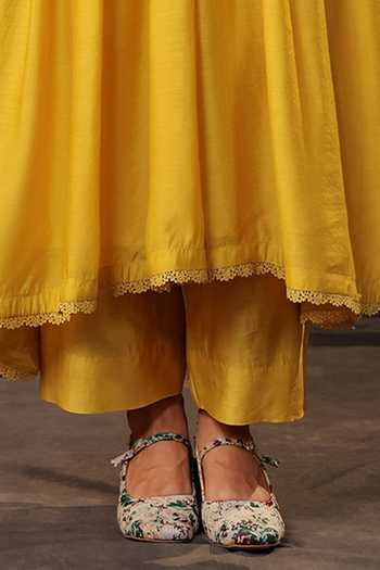 Label Niti Bothra_Yellow Silk, Chanderi, Tencel Lace Collared Pintuck Kurta And Pant Set _Online_at_Aza_Fashions