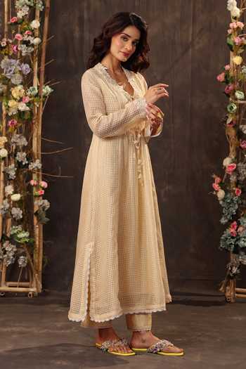 Label Niti Bothra_Beige Silk, Chanderi, Tencel Applique V-neck, Yes Embroidered Kurta And Pant Set _Online_at_Aza_Fashions