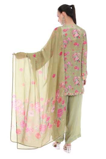 Tanu Malhotra_Pink Crepe, Organza Embroidery, Lace V-neck Floral Print Kurta Set _Online_at_Aza_Fashions