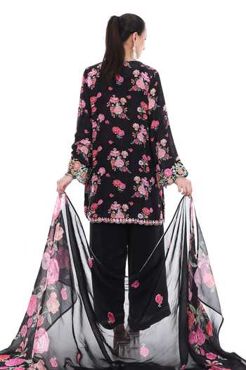 Shop_Tanu Malhotra_Black Crepe, Organza Embroidery, Lace V-neck Bloom Print Kurta Set _at_Aza_Fashions