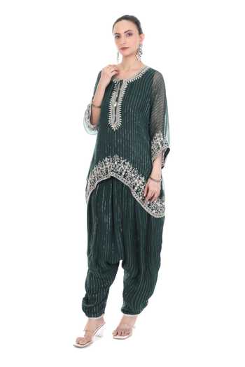 Tanu Malhotra_Green Lurex, Shantoon Embroidery Round Neck Yoke Kaftan Set _Online_at_Aza_Fashions