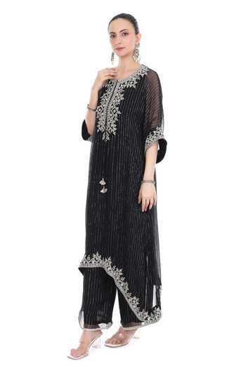 Tanu Malhotra_Black Lurex, Shantoon Zari Round Neck Embroidered Yoke Kaftan Set _Online_at_Aza_Fashions