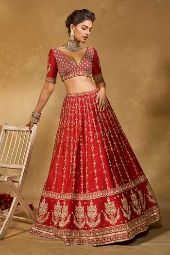 Buy_Chamee & Palak_Red Silk Embroidery, Sequins, Beads, Zari V-neck Mohini Lehenga Set 