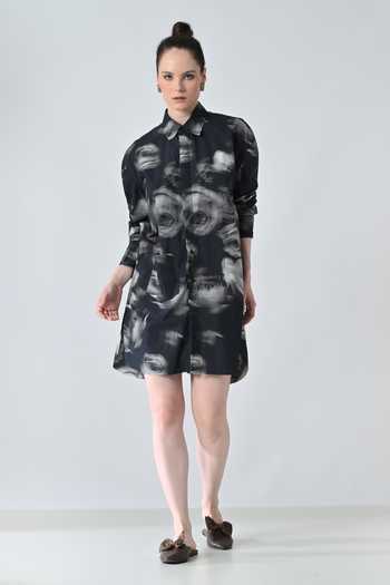 Shop_Samant Chauhan_Black Cotton Collared Blur Rose Print Shirt _Online_at_Aza_Fashions
