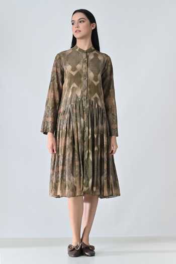 Buy_Samant Chauhan_Beige Cotton Mandarin Collar Abstract Printed Pleated Dress _at_Aza_Fashions