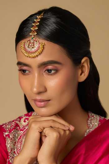 Buy_Karisa Designs_Red Beads, Pearls, Stones Pihu Chaand Embellished Maangtikka _at_Aza_Fashions