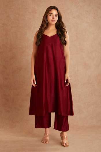 Buy_Priya Chaudhary_Red Tissue, Chanderi Mandarin Collar, V-neck Overlay Jacket And Tunic Set 