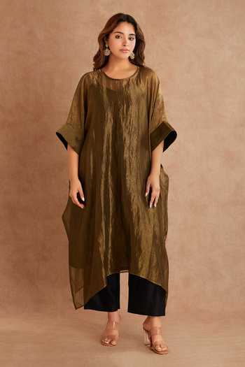 Buy_Priya Chaudhary_Brown Tissue, Chanderi Round Neck Kaftan And Pant Set _at_Aza_Fashions