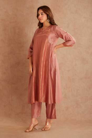 Buy_Priya Chaudhary_Pink Chanderi Split V-neck Straight Kurta Set _Online_at_Aza_Fashions
