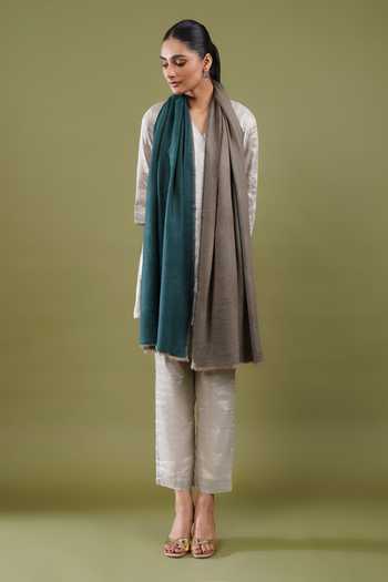 SHAZA_Green Gulnar Pashmina Reversible Stole _Online_at_Aza_Fashions