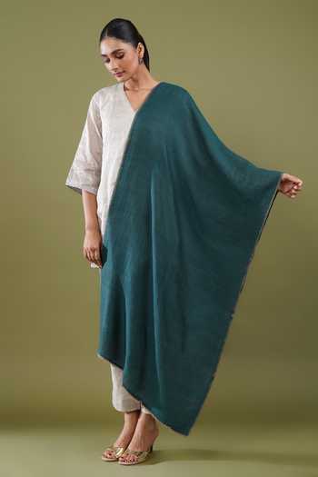 Shop_SHAZA_Green Gulnar Pashmina Reversible Stole _at_Aza_Fashions