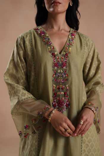 Begum_Green Chanderi Silk, Jacquard, Cotton, Organza Rua Placement Kurta Set _at_Aza_Fashions