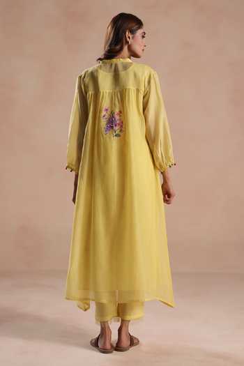 Shop_Begum_Yellow Silk, Chanderi, Cotton Embroidery Notched Neck Urvi Kurta And Pant Set _at_Aza_Fashions