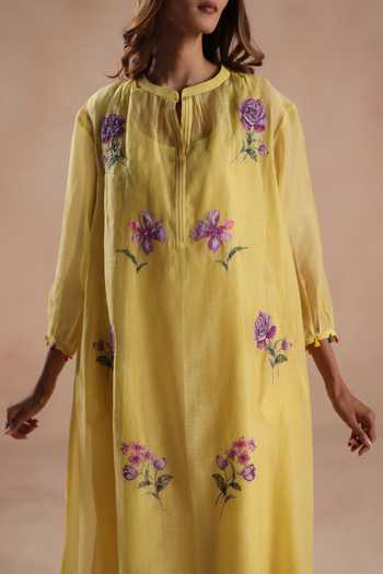 Shop_Begum_Yellow Silk, Chanderi, Cotton Embroidery Notched Neck Urvi Kurta And Pant Set _Online_at_Aza_Fashions