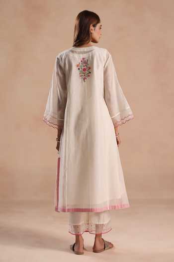 Shop_Begum_Ivory Chanderi Silk, Cotton, Organza Embroidery V-neck Zeya Kurta Set _at_Aza_Fashions