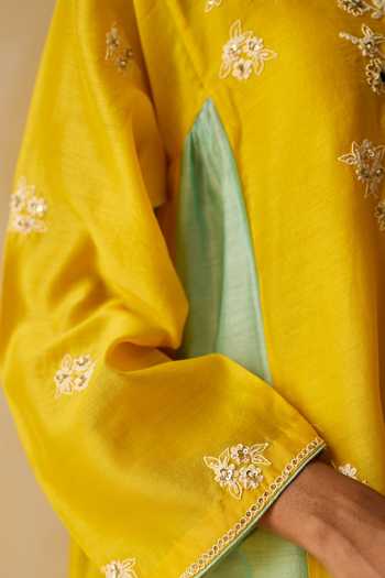 Shop_Shikha Mehta_Yellow , Chanderi, Cotton, Organza Embroidery V-neck Hand Kurta Set 