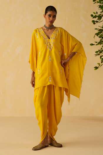 Buy_Shikha Mehta_Yellow Silk, Cotton Pearls, Tassels V-neck Daaviana Dola Kurta Set _at_Aza_Fashions