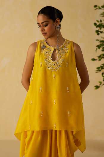 Buy_Shikha Mehta_Yellow Silk, Chanderi Embroidery Keyhole Isla Butti Work Top And Cowl Pant Set 