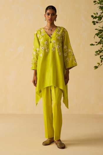Shop_Shikha Mehta_Lime Silk, Chanderi, Cotton Embroidery, Mirrors V-neck Arzoo Dori Kurta Set _Online_at_Aza_Fashions