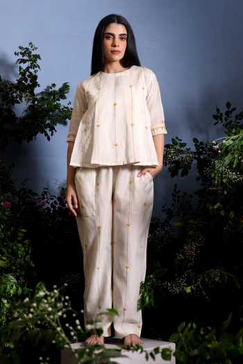 Buy_Taisha_Off White Chanderi Embroidery, Beads, Tassels Kaira Pure Malai Top And Pant Set _Online