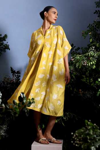 Buy_Taisha_Yellow Chanderi Applique Open Neck Niwana Motif Pattern Pure Malai Kaftan _Online_at_Aza_Fashions