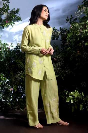 Shop_Taisha_Green Chanderi Applique Mandarin Collar Silva Pure Malai Shirt And Pant Set _Online_at_Aza_Fashions