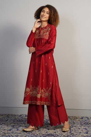 Samant Chauhan_Red Silk, Cotton Embroidery, Sequins Round Neck Threadwork Kurta Set _Online_at_Aza_Fashions
