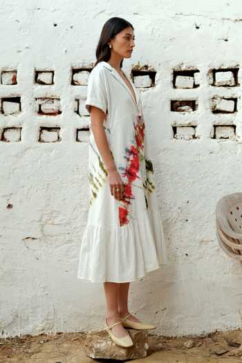 Shop_Raasa_White Handloom Cotton V-neck, Collared Forest Flame Dress _Online_at_Aza_Fashions