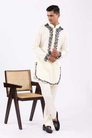 Buy_Agraj Jain_Ivory Silk, Cotton Embroidery, Crystals Kashmiri Round Edge Kurta Set _at_Aza_Fashions