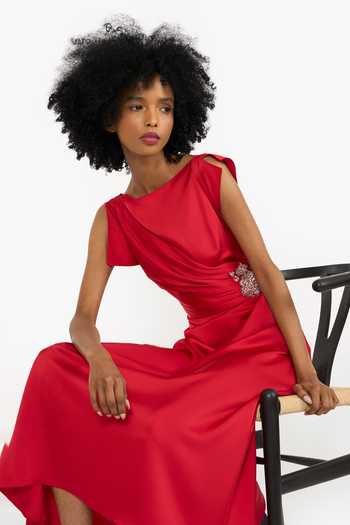 Gauri & Nainika_Red Satin Crystals Boat Neck Placed Embellished Dress _Online