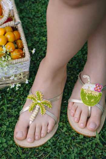 Sandalwali_Green Zarna Palm Tree And Coconut Embroidered Sandals _at_Aza_Fashions
