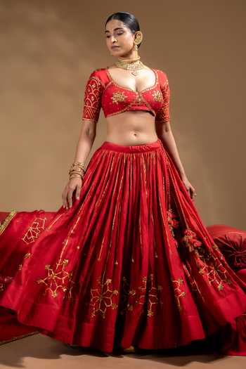 Buy_Baise Gaba_Red Chanderi, Organza Gota Patti Leaf Neck Sitara Embroidered Lehenga Set _Online_at_Aza_Fashions
