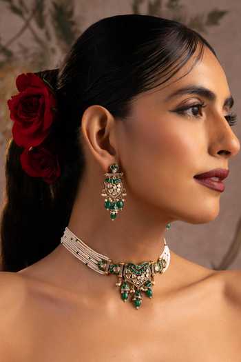 Buy_Swabhimann_Green Beads, Pearls, Stones Studded Polki Choker Necklace Set _Online_at_Aza_Fashions