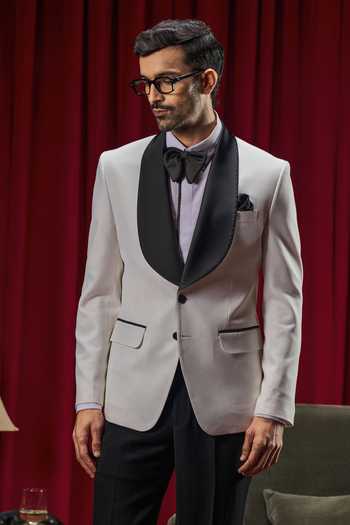 Buy_Philocaly_White Wool Burton Broad Shawl Collar Tuxedo _at_Aza_Fashions