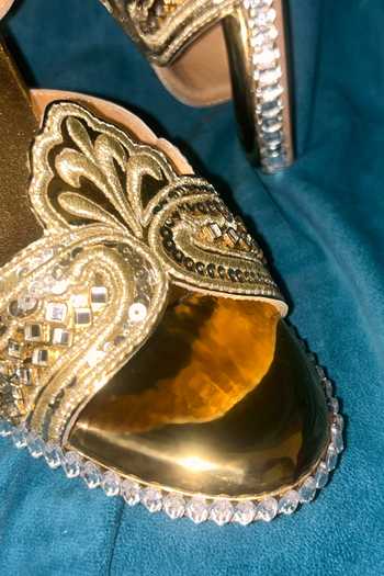 Chal Jooti_Gold Embroidery, Sequins, Stones, Crystals Sultana Secret Hand Block Heels _at_Aza_Fashions