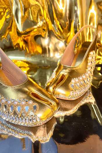 Shop_Chal Jooti_Gold Desi Tabi Embroidered Heels _Online_at_Aza_Fashions