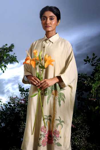 Taisha_Cream Chanderi Embroidery, Applique Collared, Padmori Placed Shirt Dress _Online_at_Aza_Fashions