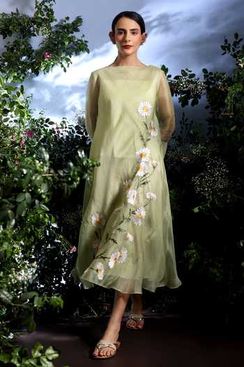 Buy_Taisha_Green Silk Organza Embroidery Boat Neck Sumae Pure Dress _at_Aza_Fashions