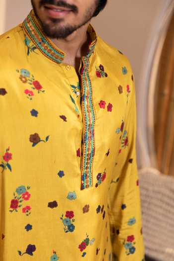 Buy_Kaaj Button_Yellow Silk, Cotton, Dupion, Lycra Embroidery Daaman Printed Kurta Set _Online_at_Aza_Fashions